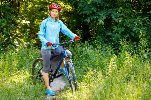 Porträt glücklich Mountainbike Freien Natur Stock foto © luckyraccoon