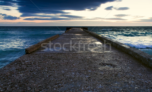 утра морской пейзаж небе воды фон синий Сток-фото © luckyraccoon