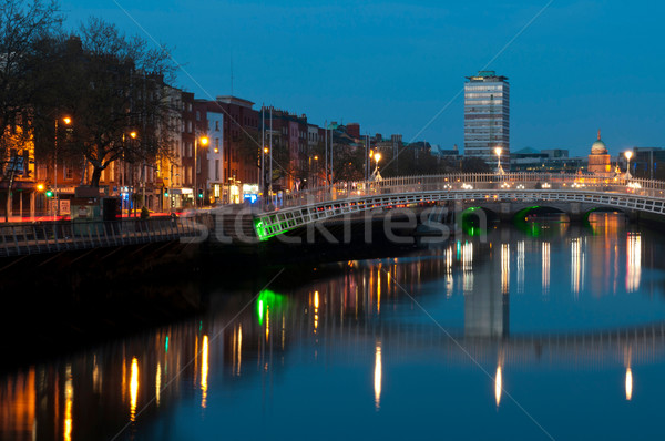 Dublin gece köprü nehir Stok fotoğraf © luissantos84