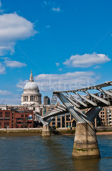 Stock fotó: Katedrális · kilátás · híd · London · Egyesült · Királyság · kék · ég