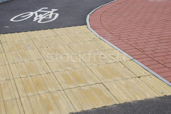 Stockfoto: Fiets · stedelijke · plaats · twee · kleurrijk