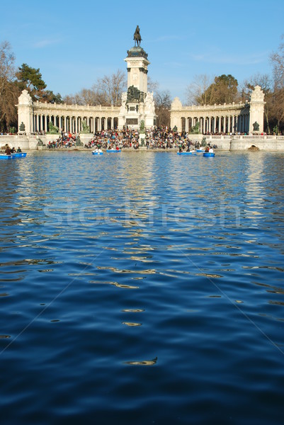 公園 馬德里 西班牙 著名 水 視圖 商業照片 © luissantos84