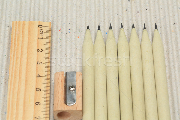 Creion hârtie ecologic birou Imagine de stoc © lukchai