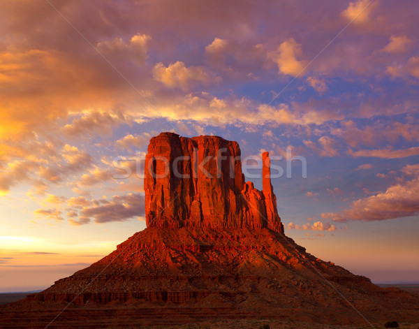 Vadi batı gün batımı gökyüzü renkli Utah Stok fotoğraf © lunamarina