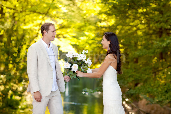 Stock foto: Paar · Liebe · weiß · Rosen · Bouquet · Herbst