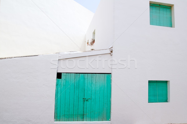 [[stock_photo]]: Maison · blanche · vert · porte · île · maison