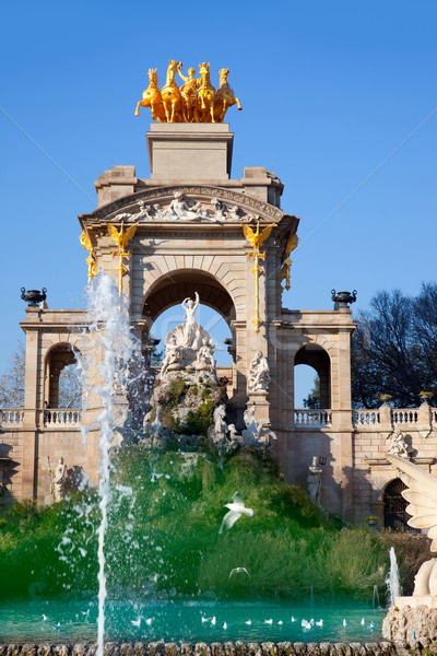 Barcelona ciudadela park lake fountain and quadriga Stock photo © lunamarina