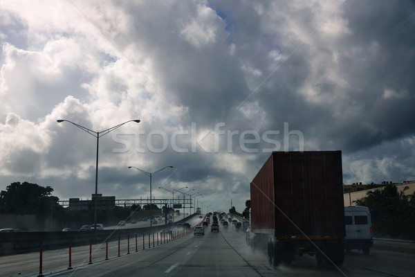 Stockfoto: Miami · Florida · regenachtig · rijden · weg · vrachtwagens