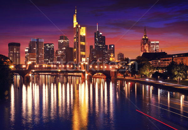 Stockfoto: Frankfurt · skyline · zonsondergang · Duitsland · hemel · gebouw