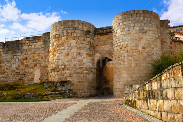 Porte Espagne la façon ville pierre [[stock_photo]] © lunamarina