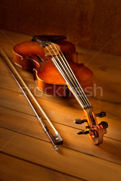 Clásico música violín vintage dorado Foto stock © lunamarina