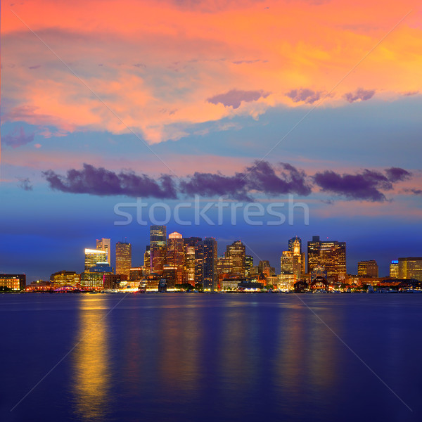 Boston orizont apus râu Massachusetts reflecţie Imagine de stoc © lunamarina