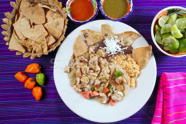 Huhn Tacos mexican Stil Chili Sauce Stock foto © lunamarina
