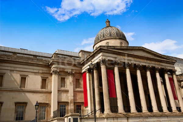 London National Galery in Trafalgar Square Stock photo © lunamarina