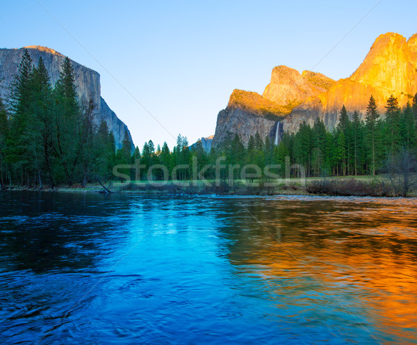 Yosemite Merced River el Capitan and Half Dome Stock photo © lunamarina