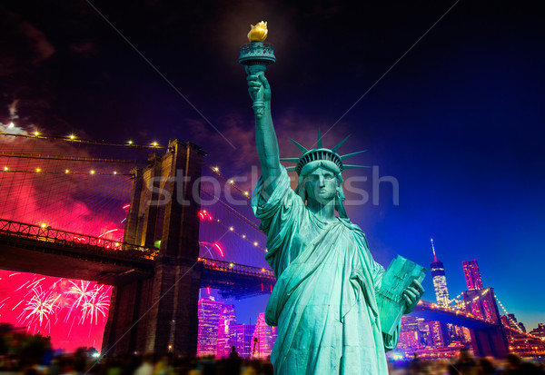 Liberty Statue Brooklyn bridge july 4th fireworks Stock photo © lunamarina