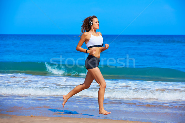 красивой брюнетка девушки работает лет пляж Сток-фото © lunamarina
