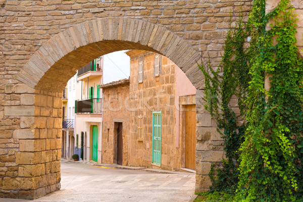 Barrio antiguo fortaleza pared mallorca isla España Foto stock © lunamarina