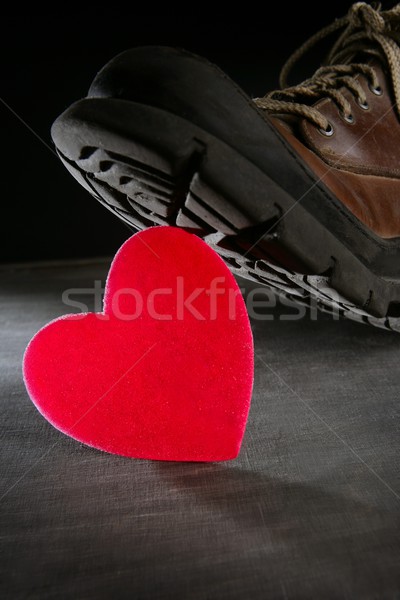 Zdjęcia stock: Kill · miłości · zdrowia · metafora · boot · czerwony