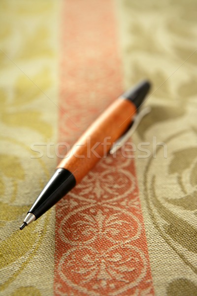 ストックフォト: デザイナー · 木製 · 鉛筆 · 黒 · 選択フォーカス · テーブルクロス