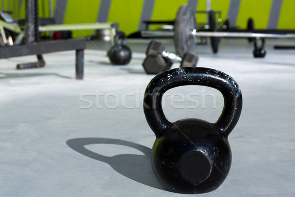 Kettlebells crossfit sală de gimnastică bare constructii Imagine de stoc © lunamarina