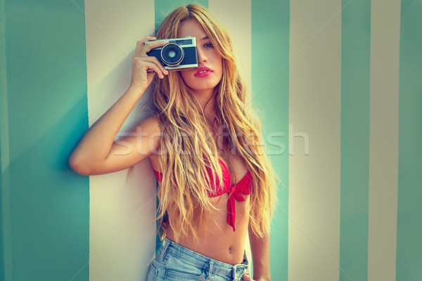 Blond teen girl with vintage photo camera Stock photo © lunamarina