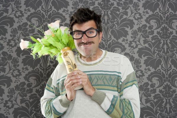 Stock foto: Wut · funny · Mann · gewalttätigen · Blumen · Vase