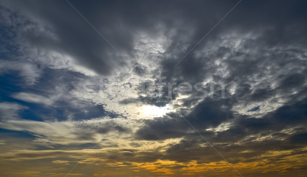 Pôr do sol crepúsculo nublado céu dramático cores Foto stock © lunamarina