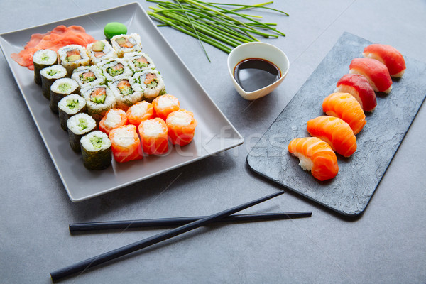 Sushi maki sos sojowy wasabi California toczyć Zdjęcia stock © lunamarina