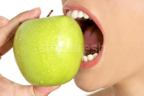 Elma makro kadın ağız detay ısırmak Stok fotoğraf © lunamarina