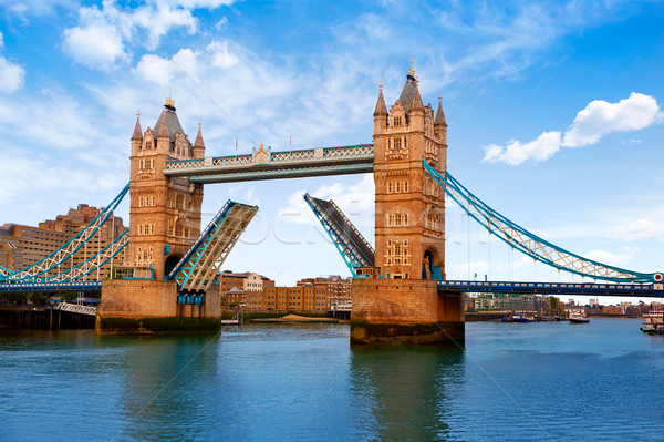 London Tower Bridge Thames Fluss england Stadt Stock foto © lunamarina