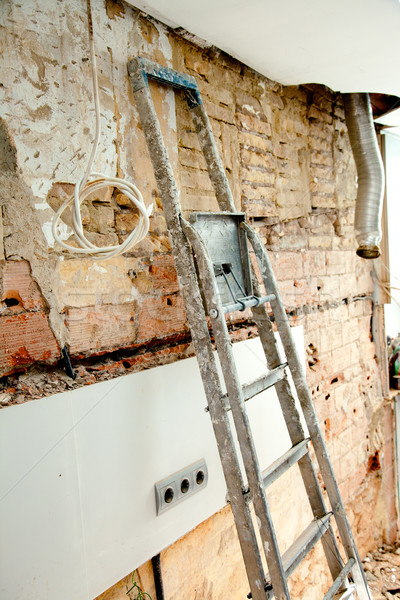 Rombolás konyha belső építkezés létra ház fal Stock fotó © lunamarina