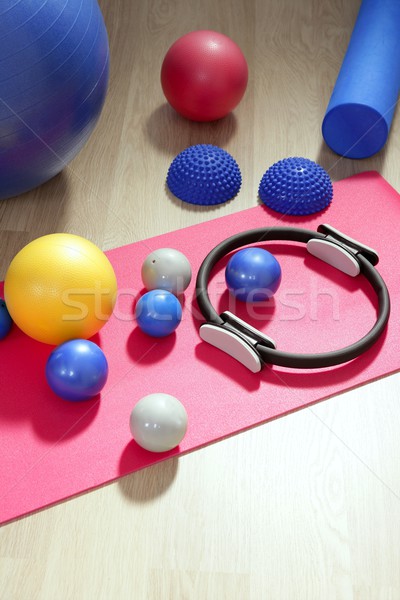Golyók pilates stabilitás gyűrű jóga matrac sport Stock fotó © lunamarina