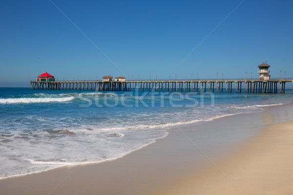 Huntington beach Pier Surf City USA with lifeguard tower Stock photo © lunamarina