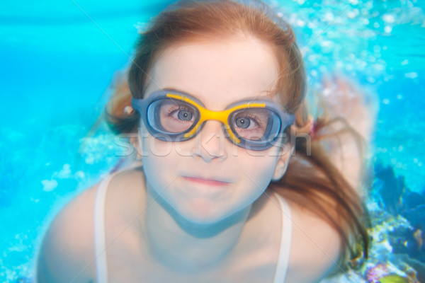 孩子 女孩 滑稽 水下 風鏡 游泳的 商業照片 © lunamarina