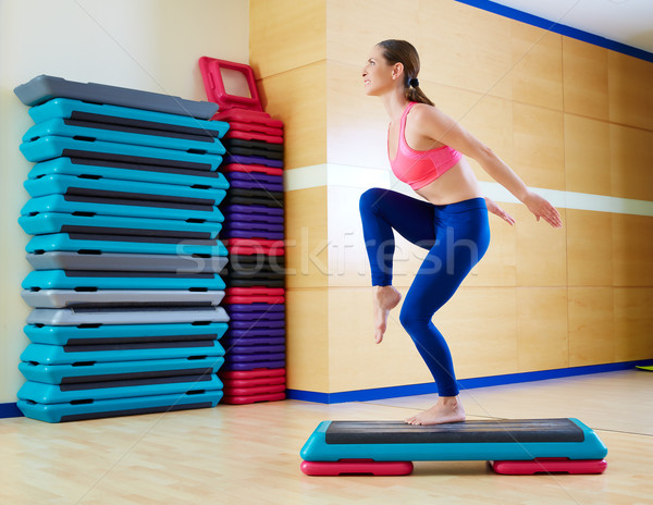 Lépés nő testmozgás edzés tornaterem bent Stock fotó © lunamarina