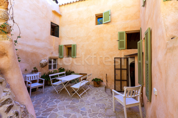 Maison patio architecture majorque [[stock_photo]] © lunamarina