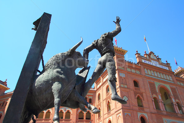 Madrid monumental anneau Bull culture anciens Photo stock © lunamarina
