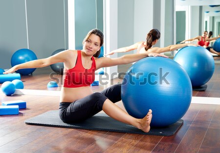 Foto d'archivio: Blu · palla · donne · pilates · classe · vista · posteriore
