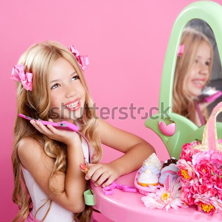 娃娃 女孩 粉紅色 虛榮 表 時尚 商業照片 © lunamarina