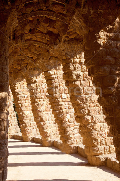 Barcelona park steen kolommen metselwerk kunst Stockfoto © lunamarina