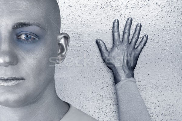 Obcych człowiek futurystyczny srebrny skóry przestrzeni Zdjęcia stock © lunamarina