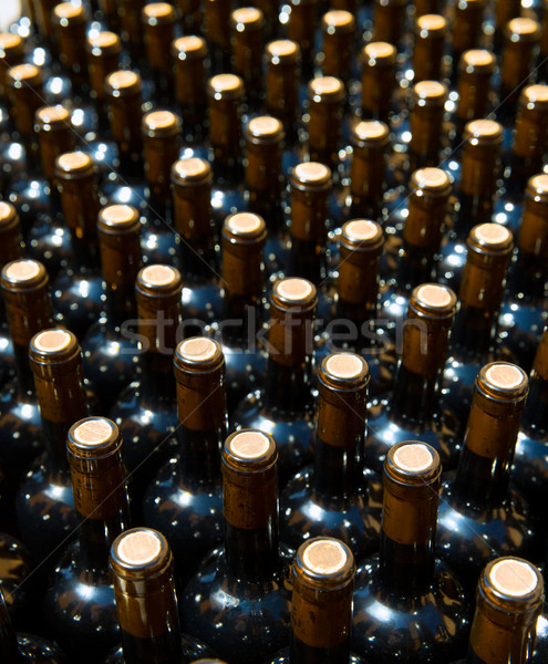 Vino bottiglie fila pattern sughero mediterraneo Foto d'archivio © lunamarina