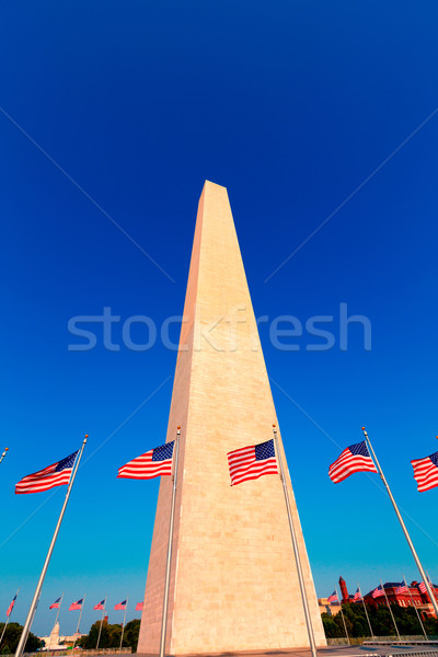 Stockfoto: Washington · Monument · wijk · amerikaanse · vlaggen · gebouw · stad