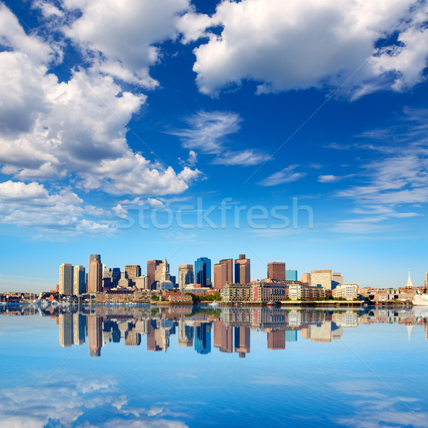 Boston linha do horizonte rio luz solar Massachusetts EUA Foto stock © lunamarina