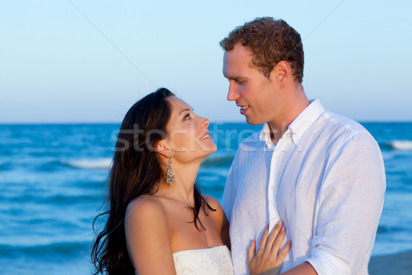 [[stock_photo]]: Couple · amour · hug · bleu · mer · vacances