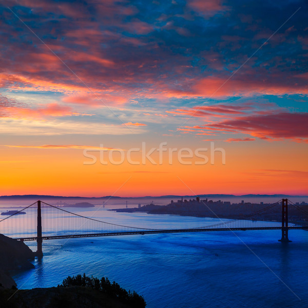 Golden Gate Bridge San Francisco amanecer California EUA cielo Foto stock © lunamarina