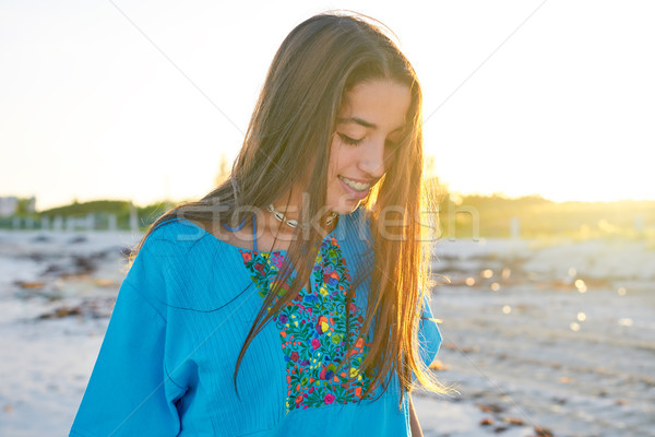 Mooi meisje gelukkig strand zonsondergang caribbean borduurwerk Stockfoto © lunamarina