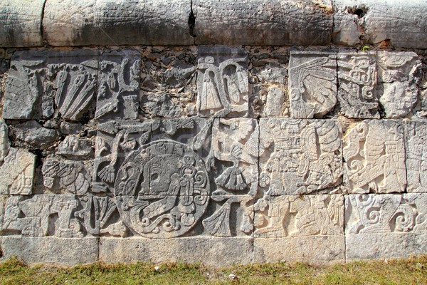 Chichen Itza hieroglyphics mayan pok-ta-pok ball court Stock photo © lunamarina