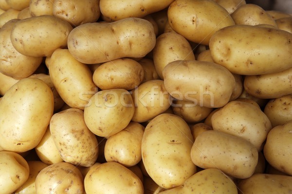 potatoes raw pattern in the market Stock photo © lunamarina